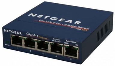 NETGEAR [ GS105 ] Switch ProSafe Desktop 5 port Gigabit